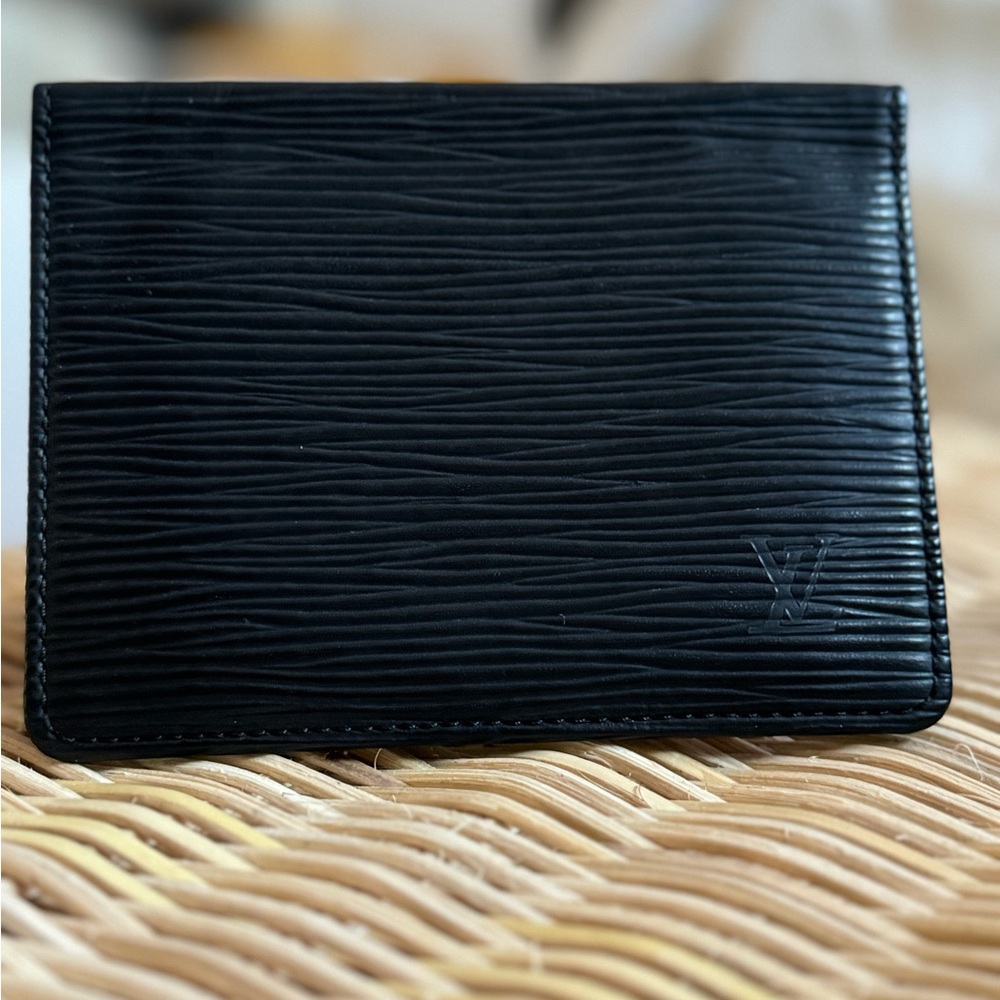 Louis Vuitton Epi Porte 2 Cartes Vertical Card Holder Black